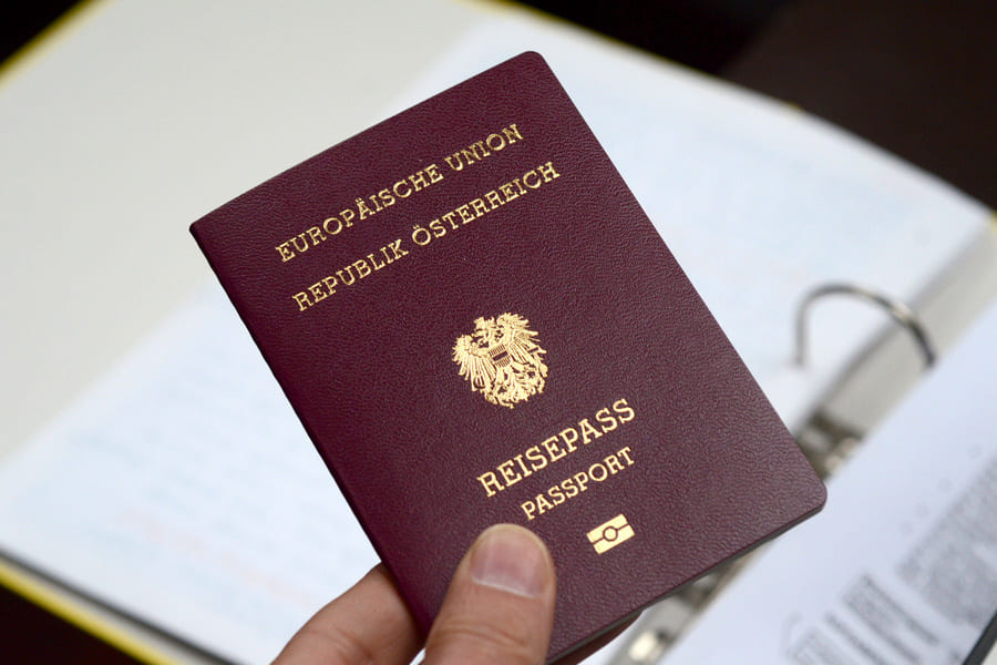 Как получить гражданство Австрии за инвестиции