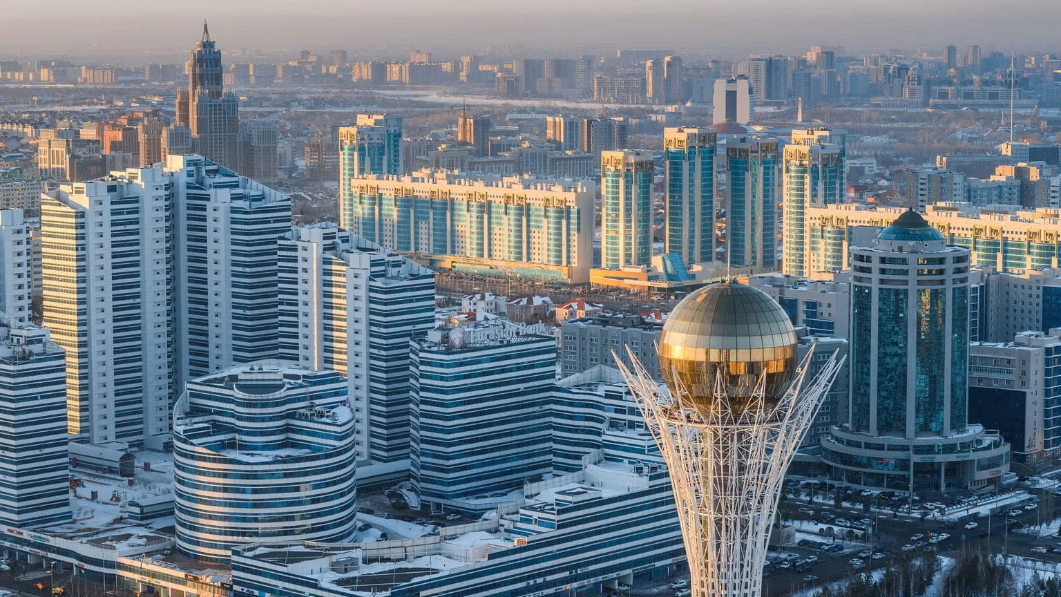 Виза цифрового кочевника в Казахстан: кто сможет получить новый статус