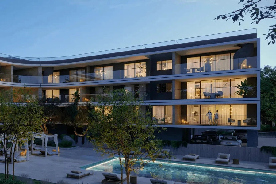 Baf’ta Kings Avenue bölgesinde modern daireler ve çatı katı daireleri