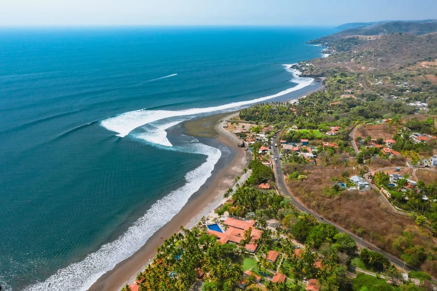El Salvador Yatırım Yoluyla Vatandaşlık